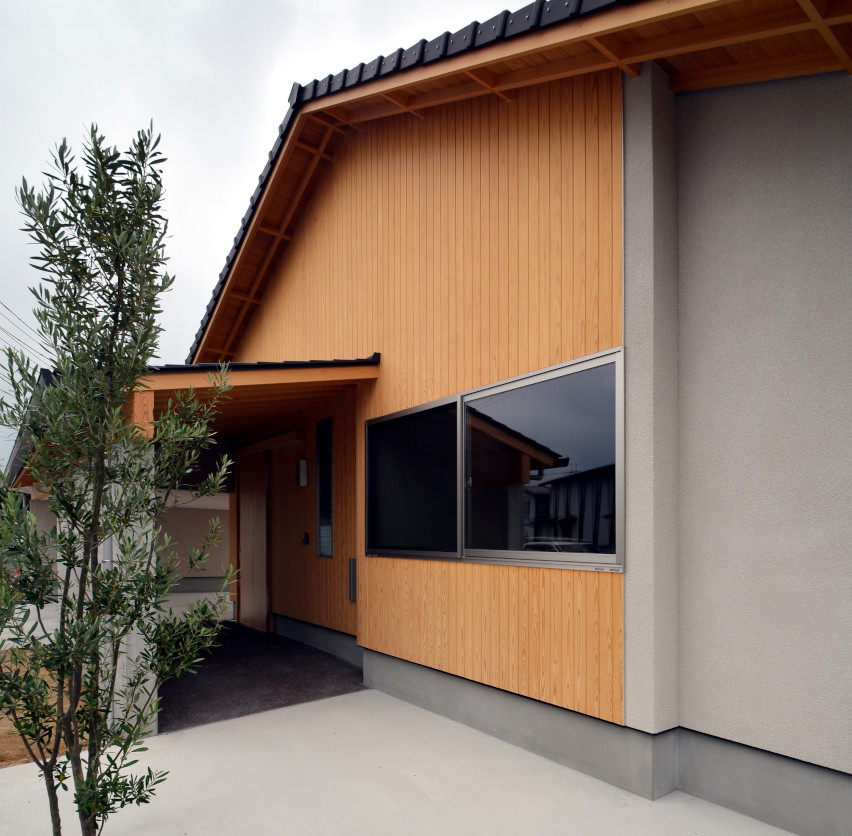 Ａ邸一戸建て住宅外観エントランス